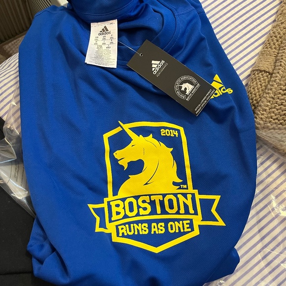 NWT April 2014 Adidas 118th B.A.A. BOSTON MARATHON Runs As 2XL‎ Shirt BLUE - Picture 1 of 1